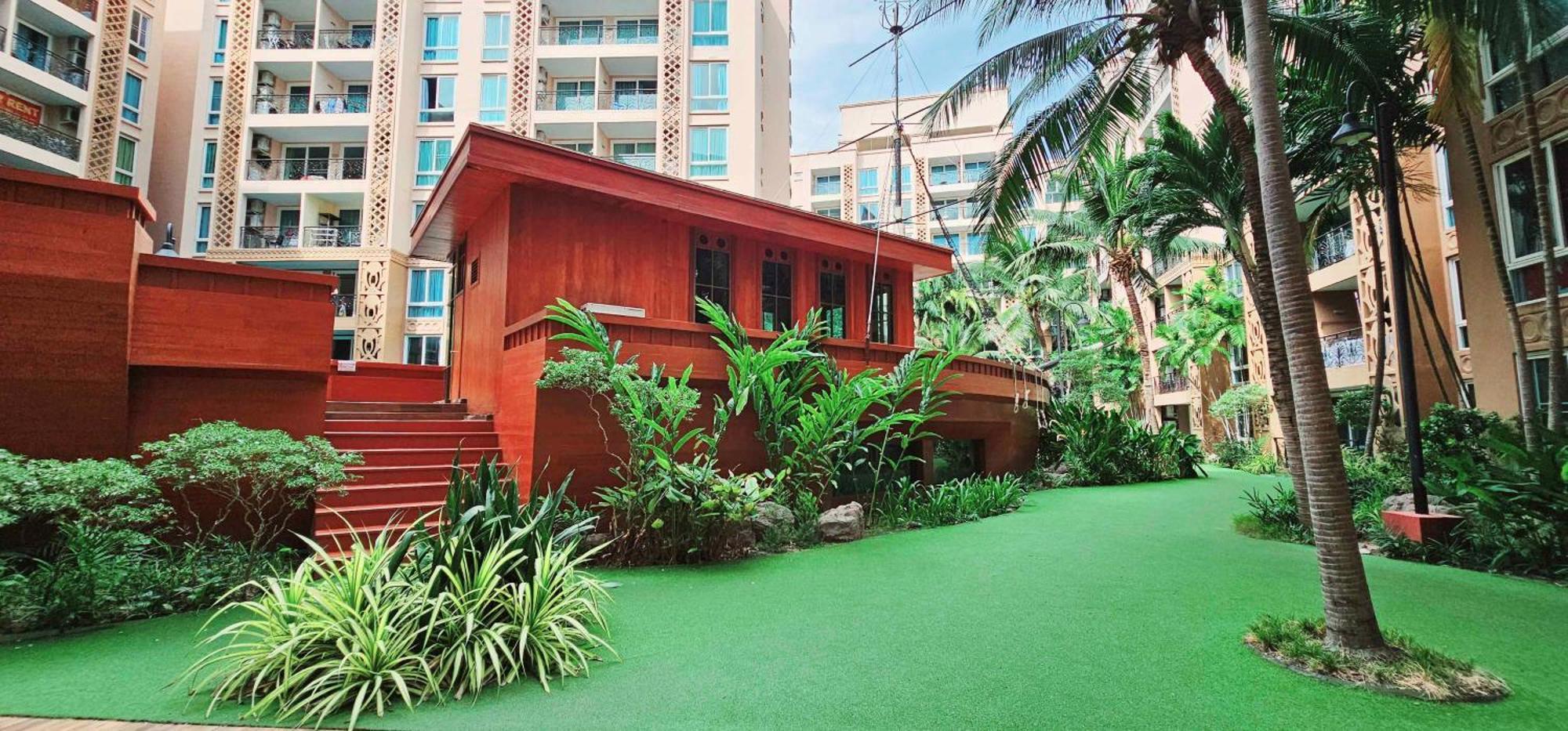 Atlantis Condo Resort Gp Jomtien Beach Exterior foto